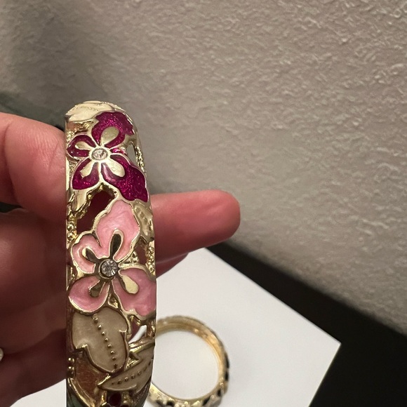 2 for $20 Must bundle / Xiu vintage women bangle - Picture 4 of 9